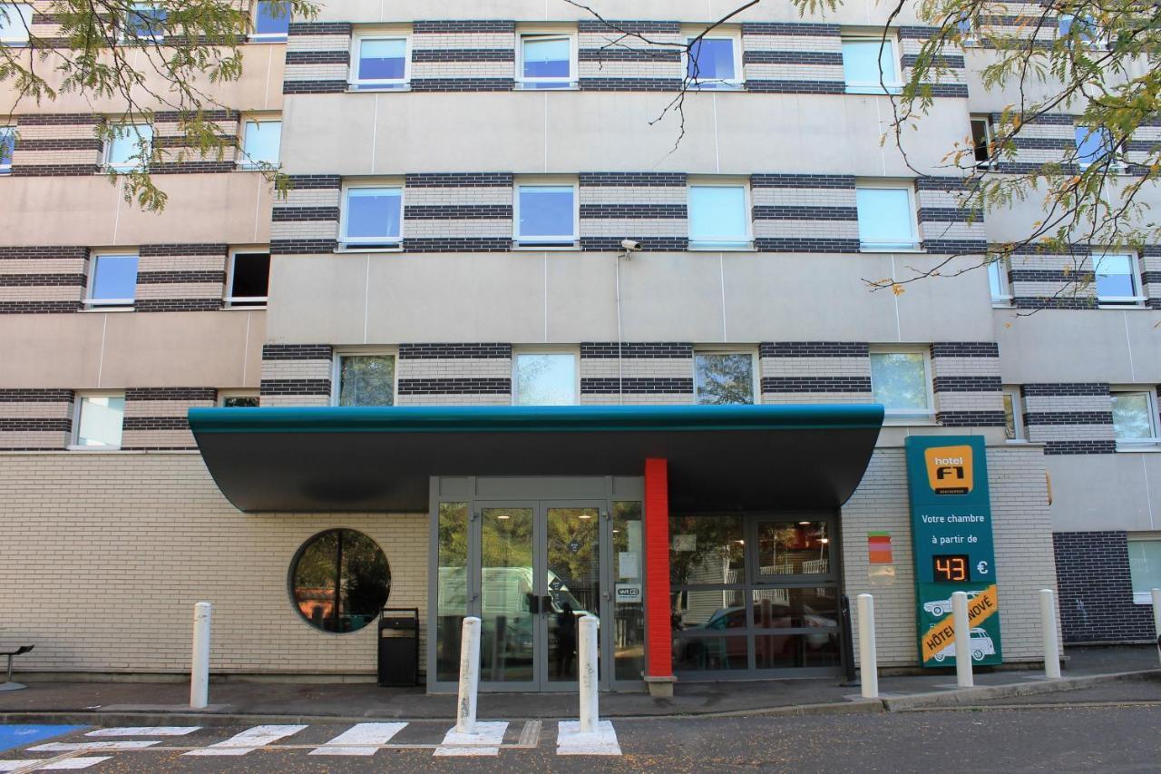 热讷维耶阿斯尔f1酒店 外观 照片